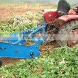2013 Hot Seller Mini Tractor Potato Harvester for Sale
