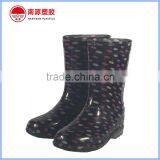 Women transparent fashion rain boots with different inside lining