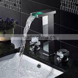 Antique China 3 Hole Brass LED Wash Basin Faucet thumbnail-3