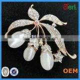 New Design Cute Gold Plated Lady Opal Crystal Charming Christmas Brooch