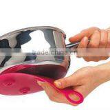 Silicone Magnetic Trivet thumbnail-1