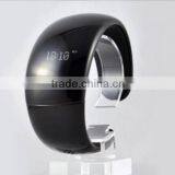 2014 New Hot bluetooth bracelet watch with hands free for iphone / samsung