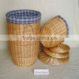 Wicker Lidded Dirty Clothing Basket With Lining thumbnail-1