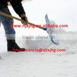 UHMW Snow Shovel thumbnail-1