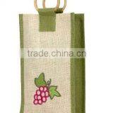 Wine bottle bag with grapes printing and wooden handle