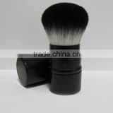 Top quality black handle cosmetic brush retractable brush