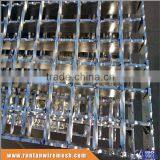 Hot Dipped Galvanized Floor Platform Bar Serrated Walkway Grating (Trade Assurance) thumbnail-2
