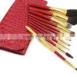 Red 10 Piece Goat Hair Makeup Brush Set With Pouch Case