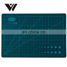 Rotary Cutting Set Cutting Mat Rotary Cutter and Quilting Ruler thumbnail-5