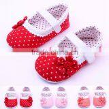 New fashion style hot selling high quality lovely baby indoor shoes/prewalker shoes