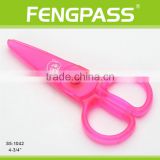S5-1042 4-3/4 inch Plastic Zig Zag Scissors