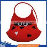 Latest Design Washable Silicone Baby Bibs Wholesale thumbnail-1