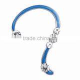 Women Wear Earring Jewelry Luminous Diamond Cuff Earrings thumbnail-3