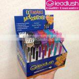 Extendable Back Scratcher thumbnail-1