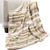 Hot Selling Anti-pilling Polar Fleece Blanket in Stock thumbnail-4