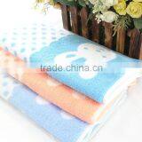Towel Manufactory Customized White Rabbit Pattern Yarn-edyed Pure Cotton Children Towel thumbnail-1
