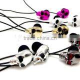 Metal Skull Headphone thumbnail-1