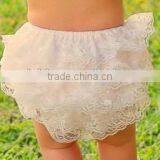 New Arrivlal American Hot Girl Picture Baby Girls Bloomers Plain White 3 Layers Diaper Cover With Bow Wholesale thumbnail-4