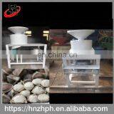 Factory Price Good Quality Moringa Seed Shelling Machine thumbnail-4