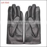 The Most Classic Embroidery Patterns Ladies Index Finger Touch Screen Leather Gloves thumbnail-3