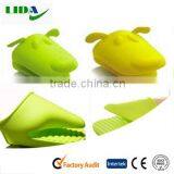 2016 High Quality Animal Shaped Non-slip Silicone Oven Glove and Dog Shaped Silicone Glove KIT604 thumbnail-6
