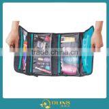2016 Promotion Fashion Polyester Cosmetic Bag Wholesale Hanging Makeup Bag thumbnail-1