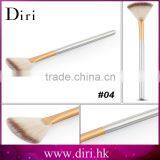 Black Fan-Shaped Handle Facial Brush Skin Care Makeup Tool Facial Concealer Makeup Brush thumbnail-4