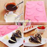 Hearts Love Silicone Chocolate Mold thumbnail-1