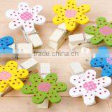 2017 Hot Sale 100% Natural Eco Friendly Handicraft Beautiful Flowers Clothespins Mini Wooden Clips