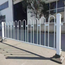 Traffic Road Hot-dip Galvanized Fence Galvanized Pipe U-shaped Guardrail Customized thumbnail-3