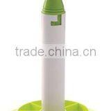 Plastic Pineapple Slicer thumbnail-1