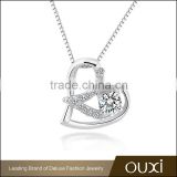 OUXI New arrival european style glow love heart necklace