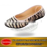 2015 old Beijing cloth shoes women's shoes, black and white stripes shallow mouth flat low shallow bright gold piece flat shoes