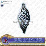 Wrought Iron Ornametal Basket Decoration for Fence Railing Parts Iron Window Grills Garden Decor