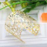 Simple Hollow Design Cuff Bangle Fashion Women Style Cuff Bangle for Valentine's Gifts 2016 thumbnail-5