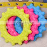 Sun Shaped Rubber Squeaky Pet Dog Chew Toy thumbnail-3