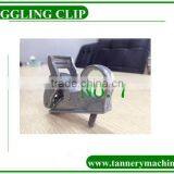 Nylon Toggle to Clamp Leather in Toggling Machine