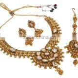 Indian Traditional Kundan Studded Bollywood Style Gold Plated Necklace Sets thumbnail-2