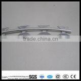 High Tensile Hot Dipped Galvanized Concertina Razor Wire Sharp Blade Barbed Wire for Security Fence for Sale thumbnail-2