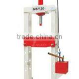 Manual Hydraulic Press thumbnail-3