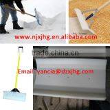 Uhmw-pe Snow Shovel thumbnail-1