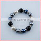 Fashion Rhinetone Pearl Bracelet thumbnail-1