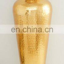 Aluminium Cast Flower Vase thumbnail-5