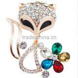 China Wholesale Brooch Fashion Rhinestone Fox Brooch Pearl Brooch for Scarf Buckle thumbnail-2