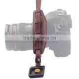 Factory Supply LYNCA Cowhide Leather Camera Wrist Strap With Quick-release Plate thumbnail-2