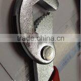China Supplier Multi-Purpose Snap and Grip Wrench thumbnail-3
