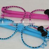 2012 new design plastic glasses pen for promotion