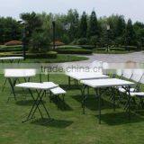 Folding Banquet Chair thumbnail-1