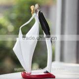 Resin Dancing Couple Figurines Gifts for Newly Married Couple thumbnail-4