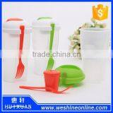 Wholesale Plastic Portable Salad Shaker Cups With Forks thumbnail-6